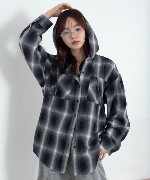WEGO(ウィゴー)の「WEGO/【26年春新作】フードチェックシャツ(シャツ/ブラウス・レディース・ブラック/サックスブルー/レッド/ピンク・FREE)」の19枚目の写真