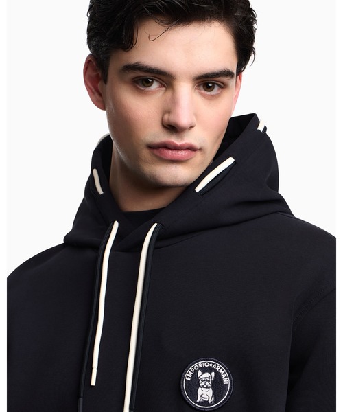 EMPORIO ARMANI(エンポリオアルマーニ)の「【エンポリオ アルマーニ】ルーズフィット フード付きスウェットシャツ ダブルジャージー フレンチブルドッグパッチ(スウェット・メンズ・ネイビー・X-LARGE/SMALL/MEDIUM/LARGE)」の3枚目の写真