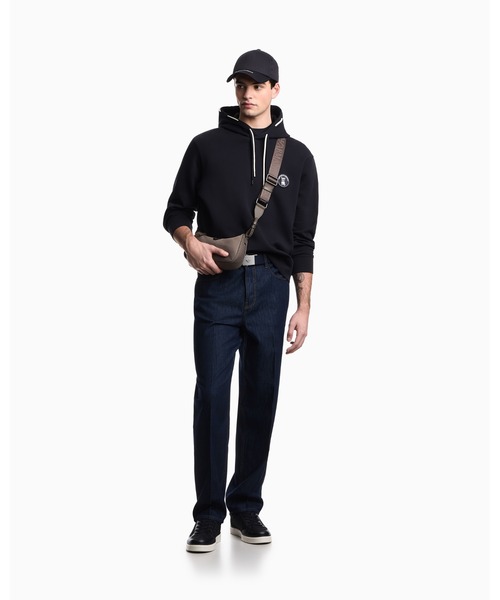 EMPORIO ARMANI(エンポリオアルマーニ)の「【エンポリオ アルマーニ】ルーズフィット フード付きスウェットシャツ ダブルジャージー フレンチブルドッグパッチ(スウェット・メンズ・ネイビー・X-LARGE/SMALL/MEDIUM/LARGE)」の5枚目の写真