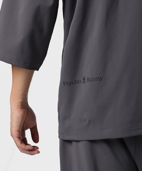 Psycho Bunny（サイコバニー）の「[WEB限定]タイポエンブレム ダンボール7分丈Tシャツ（Tシャツ/カットソー・メンズ・ブラック/チャコールグレー・FREE）」の11枚目の写真
