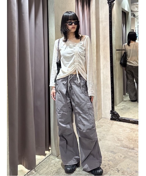 SLY(スライ)の「TUCK WIDE WOVEN PT タックワイドウーヴンパンツ 春服(スラックス・レディース・ライトブラック/ライトブラウン・1/2)」の18枚目の写真