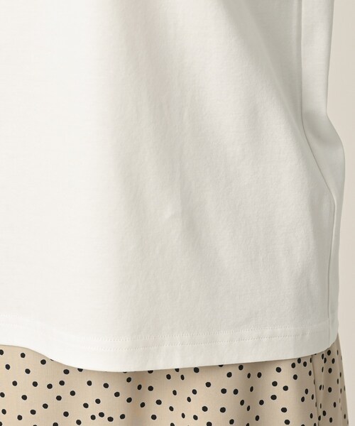 UNTITLED(アンタイトル)の「【コットン100/洗える】フォトロングTシャツ(Tシャツ/カットソー・レディース・ホワイト系3/ホワイト系8・50/48/44/04/02/00)」の17枚目の写真