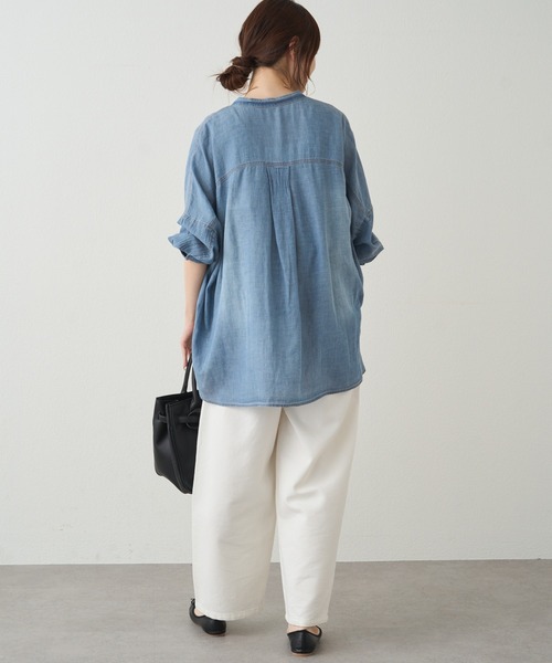 PUAL CE CIN（ピュアルセシン）の「シアーデニムバンドカラーシャツ（シャツ/ブラウス・レディース・ブルー/インディゴブルー・FREE）」の9枚目の写真