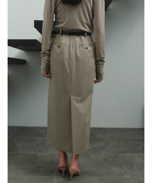 anuans（アニュアンス）の「アセテートギャザードレープカットトップス（Tシャツ/カットソー・レディース・ホワイト/ベージュ/ブラック・FREE）」の18枚目の写真