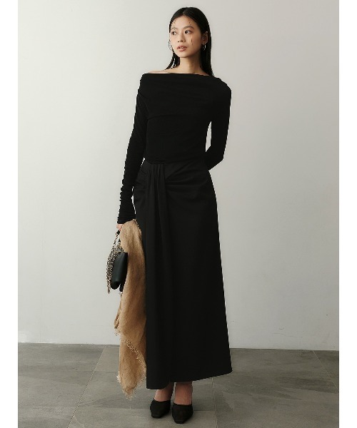 anuans（アニュアンス）の「アセテートギャザードレープカットトップス（Tシャツ/カットソー・レディース・ホワイト/ベージュ/ブラック・FREE）」の22枚目の写真