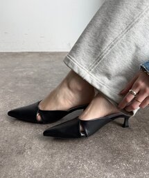 DouDou（ドゥドゥ）の「デザインカットパンプス（その他シューズ）」