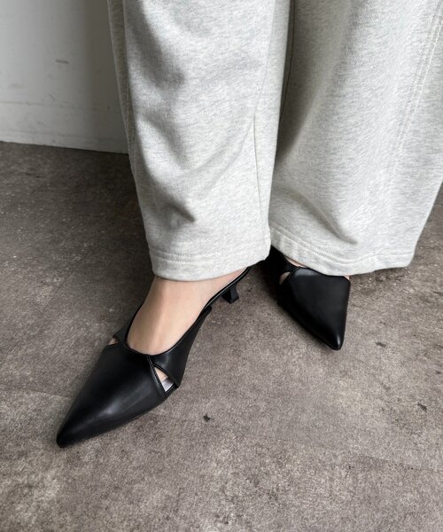 DouDou（ドゥドゥ）の「デザインカットパンプス（その他シューズ・レディース・ブラック/シルバー・MEDIUM/SMALL/LARGE）」の14枚目の写真