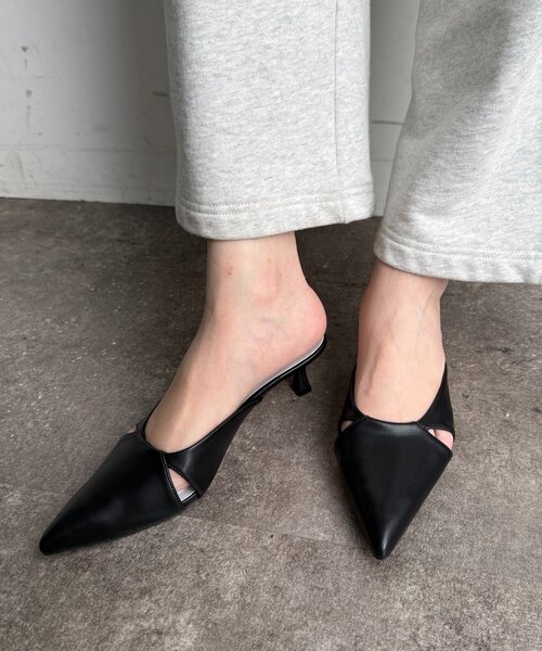 DouDou（ドゥドゥ）の「デザインカットパンプス（その他シューズ・レディース・ブラック/シルバー・MEDIUM/SMALL/LARGE）」の8枚目の写真