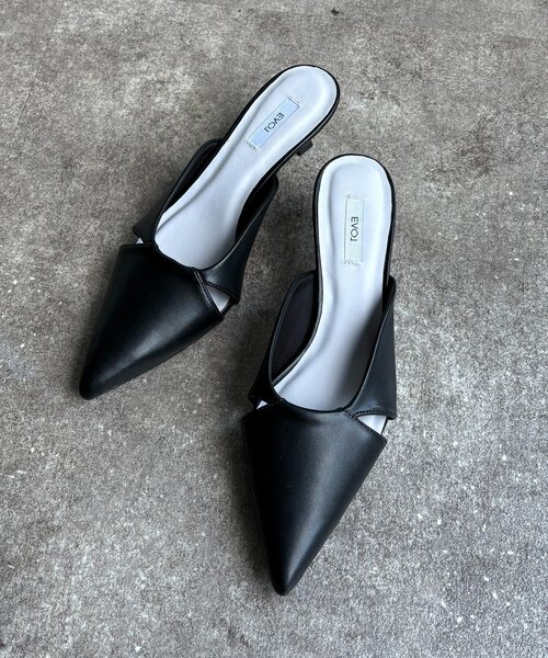 DouDou（ドゥドゥ）の「デザインカットパンプス（その他シューズ・レディース・ブラック/シルバー・MEDIUM/SMALL/LARGE）」の9枚目の写真