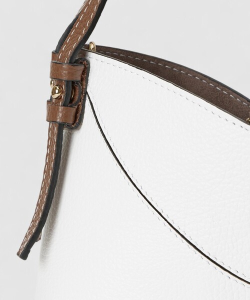 allureville（アルアバイル）の「ダブルハンドルバッグ（ショルダーバッグ・レディース・キャメル/ライトブルー/ホワイト系その他・FREE）」の8枚目の写真