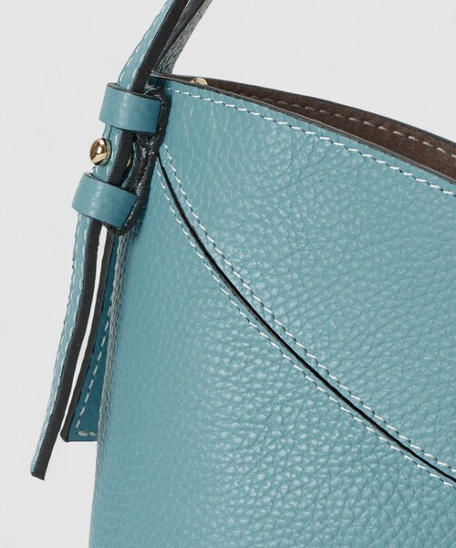 allureville（アルアバイル）の「ダブルハンドルバッグ（ショルダーバッグ・レディース・キャメル/ライトブルー/ホワイト系その他・FREE）」の9枚目の写真