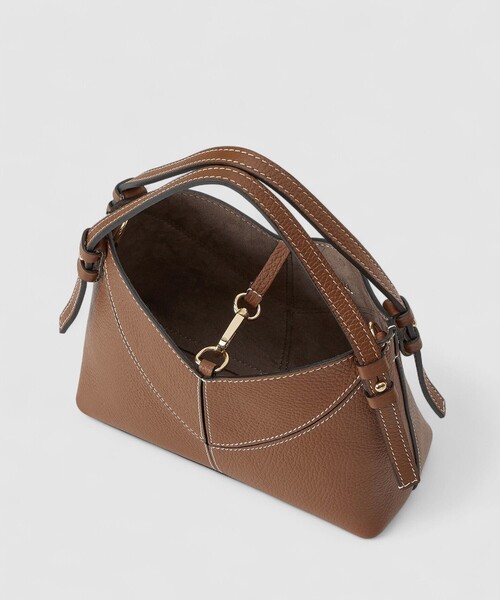 allureville（アルアバイル）の「ダブルハンドルバッグ（ショルダーバッグ・レディース・キャメル/ライトブルー/ホワイト系その他・FREE）」の4枚目の写真