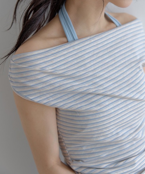 UNE MANSION(ユヌマンション)の「バイカラーホルターネックストライプオフショルダーレイヤードタンクトップキャミソール(Tシャツ/カットソー・レディース・ブラック/アイボリー/スカイブルー・FREE)」の21枚目の写真