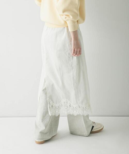 URBAN RESEARCH（アーバンリサーチ）の「レースシアースカート（スカート・レディース・オフホワイト/ブラック・FREE）」の2枚目の写真