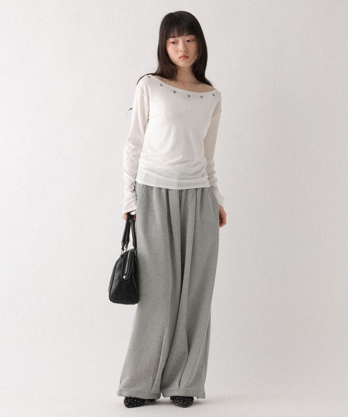 Heather(ヘザー)の「ハトメオフショルカットソー 660222(Tシャツ/カットソー・レディース・ブラック/グレー/オフホワイト・FREE)」の4枚目の写真