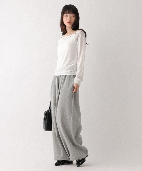 Heather(ヘザー)の「ハトメオフショルカットソー 660222(Tシャツ/カットソー・レディース・ブラック/グレー/オフホワイト・FREE)」の5枚目の写真