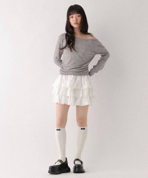 Heather(ヘザー)の「ハトメオフショルカットソー 660222(Tシャツ/カットソー・レディース・ブラック/グレー/オフホワイト・FREE)」の9枚目の写真