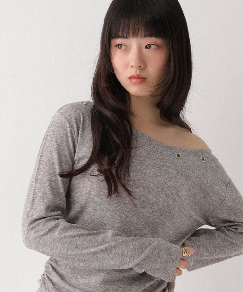 Heather(ヘザー)の「ハトメオフショルカットソー 660222(Tシャツ/カットソー・レディース・ブラック/グレー/オフホワイト・FREE)」の12枚目の写真