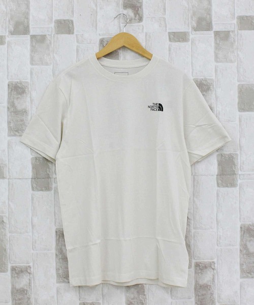 THE NORTH FACE(ザノースフェイス)の「エボリューション グラフィック バックプリント 半袖Tシャツ M EVOLUTION SHORT SLEEVE TEE- GRAPHIC(Tシャツ/カットソー・メンズ・ブラック/ホワイト系・XL/L/M)」の4枚目の写真