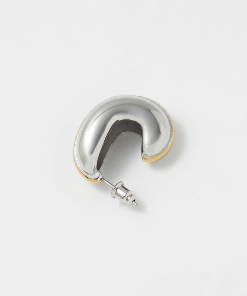 UNITED ARROWS(ユナイテッドアローズ)の「2トーンメタル ピアス(ピアス(両耳用)・レディース・シルバー・FREE)」の5枚目の写真
