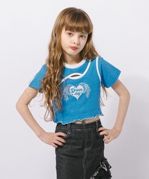 URBAN CHERRY（アーバンチェリー）の「【綿100％/吸水速乾】ハートエンジェルラメプリントカットクロップドTシャツ（Tシャツ/カットソー）」