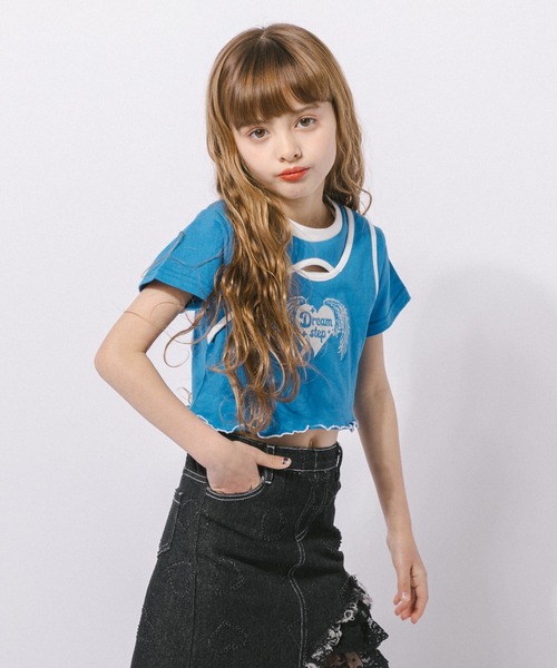 URBAN CHERRY(アーバンチェリー)の「【綿100%/吸水速乾】ハートエンジェルラメプリントカットクロップドTシャツ(Tシャツ/カットソー・キッズ・ホワイト/ブラック/ブルー・150cm/140cm/130cm/120cm/110cm)」の21枚目の写真