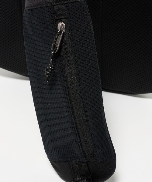 Columbia(コロンビア)の「【WEB限定】<Columbia>パナシーアスリング バッグ(12L)/ キッズ(ショルダーバッグ・キッズ・その他1/ブラック・FREE)」の11枚目の写真