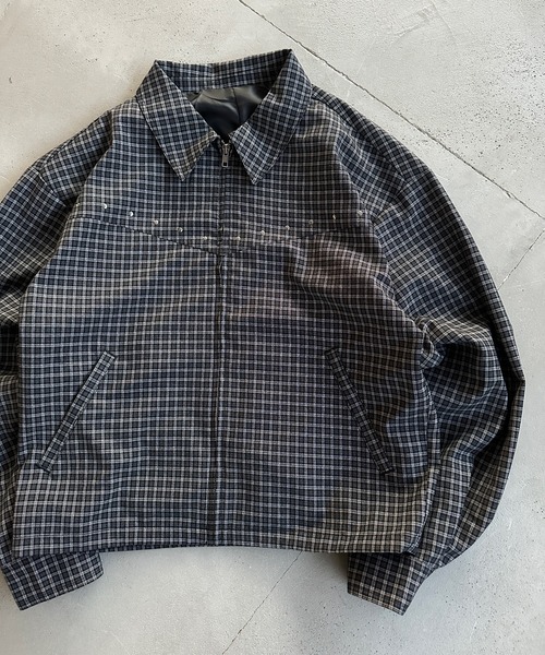 kutir(クティール)の「CROPPED STUDDED CHECKED SHIRT JACKET/クロップドスタッズチェックシャツジャケット(ブルゾン・メンズ・ブラック/ベージュ/レッド・MEDIUM/LARGE)」の7枚目の写真