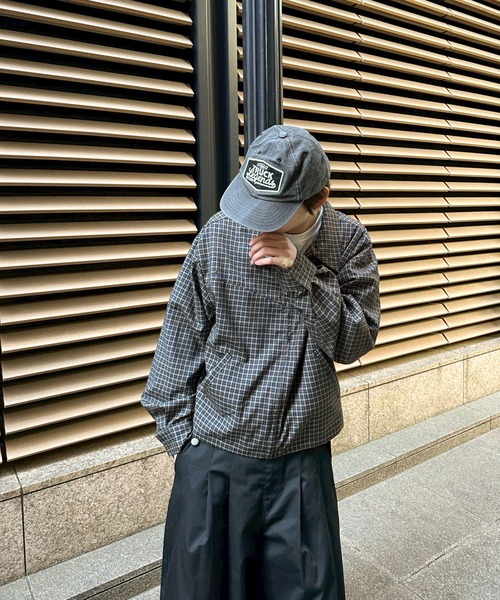 kutir(クティール)の「CROPPED STUDDED CHECKED SHIRT JACKET/クロップドスタッズチェックシャツジャケット(ブルゾン・メンズ・ブラック/ベージュ/レッド・MEDIUM/LARGE)」の22枚目の写真