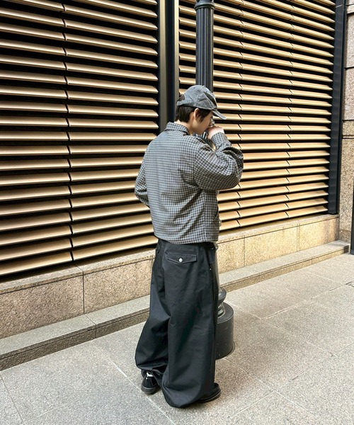 kutir(クティール)の「CROPPED STUDDED CHECKED SHIRT JACKET/クロップドスタッズチェックシャツジャケット(ブルゾン・メンズ・ブラック/ベージュ/レッド・MEDIUM/LARGE)」の16枚目の写真