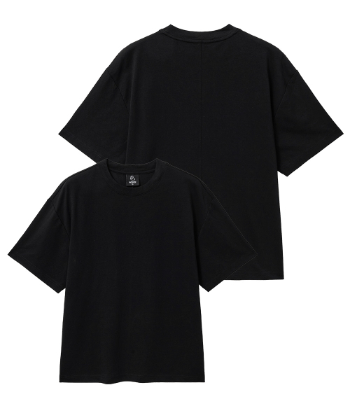 MOZMOZ(モズモズ)の「クロップフィットソロナクーリング機能性バックカット無地半袖Tシャツブラック(Tシャツ/カットソー・レディース・その他・1/2/3)」の2枚目の写真