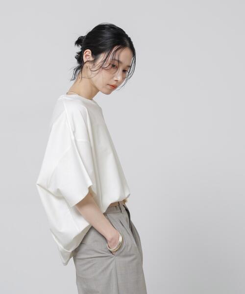 NANO universe(ナノユニバース)の「「Meaningful Continuity」coveross(R)ツイル調冷感プレーティング天竺Tシャツ(Tシャツ/カットソー・レディース・ベージュ/ホワイト/ブラック・FREE)」の17枚目の写真