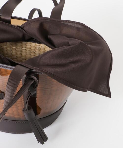 URBAN RESEARCH(アーバンリサーチ)の「マルチウェイクリアトートバッグ(かごバッグ・レディース・ブラウン/ブラック・-)」の9枚目の写真