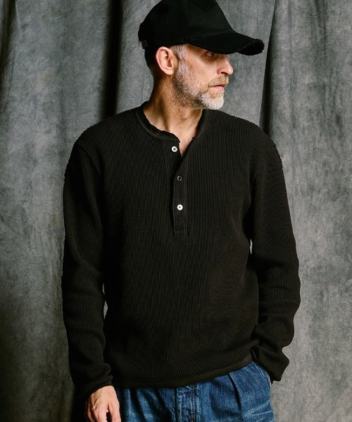wjk（ダヴルジェイケイ）の「mlt5659- waffle henley L-S ヘンリーネックカットソー(7140 wf19j)（Tシャツ/カットソー・メンズ・ブラック/チャコールグレー/ホワイト・S/M/L/XL）」の7枚目の写真