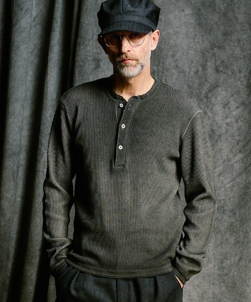 wjk（ダヴルジェイケイ）の「mlt5659- waffle henley L-S ヘンリーネックカットソー(7140 wf19j)（Tシャツ/カットソー・メンズ・ブラック/チャコールグレー/ホワイト・S/M/L/XL）」の9枚目の写真