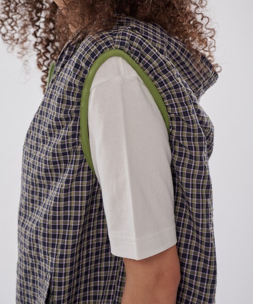 WISH FOR EVER(ウィッシュフォーエバー)の「DRAW CODE BICOLOR SHIRT HOOD VEST/ドローコードバイカラーシャツベスト(ベスト・メンズ・パープル/グリーン/ブルー・LARGE/SMALL/MEDIUM)」の16枚目の写真