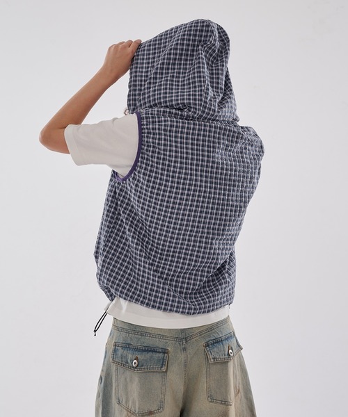 WISH FOR EVER(ウィッシュフォーエバー)の「DRAW CODE BICOLOR SHIRT HOOD VEST/ドローコードバイカラーシャツベスト(ベスト・メンズ・パープル/グリーン/ブルー・LARGE/SMALL/MEDIUM)」の21枚目の写真