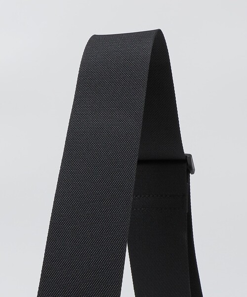 SHIPS(シップス)の「KARRI: CORD POLYESTER MESSENGER S(トートバッグ・メンズ・ブラック・ONE SIZE)」の6枚目の写真