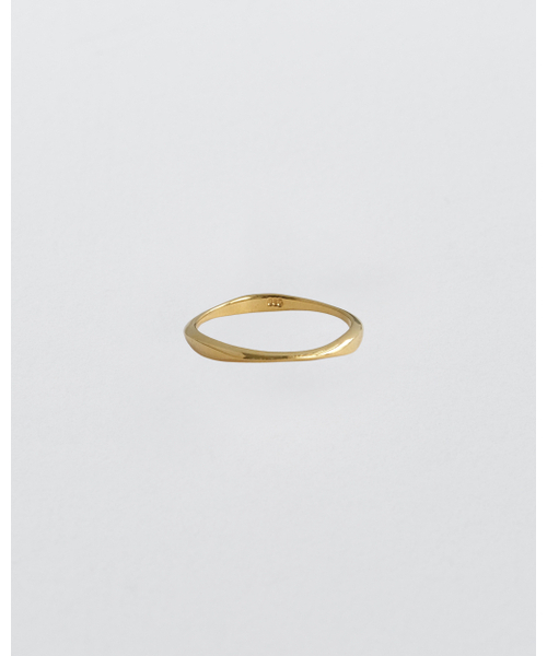 ANOTHERLAYER(アナザーレイヤー)の「Slim Flow Ring - Gold (silver925)(リング・レディース・ゴールド・15 /13/11)」の1枚目の写真