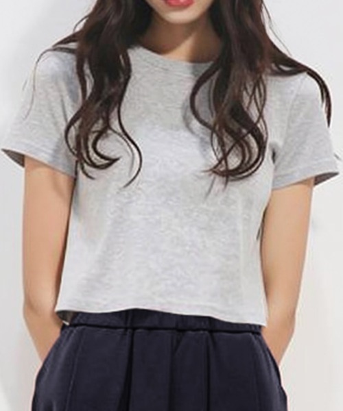 LOWO（ロワ）の「【豊富なカラー展開】抜群の伸縮性 / ショート丈Tシャツ 無地 半袖（Tシャツ/カットソー・レディース・ブラック/ブラウン/カーキ/グリーン/グレー/ベージュ/ターコイズブルー/キャメル/グレイッシュベージュ/ベージュ系その他/ブルー/ホワイト/アイボリー/ボルドー/チャコールグレー/ピンク・FREE）」の5枚目の写真