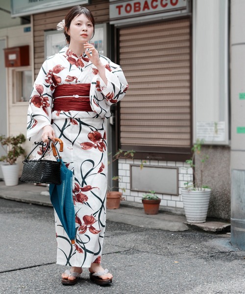 utatane(ウタタネ)の「2026新作 選べる浴衣3点セット utataneオリジナル(浴衣・レディース・ホワイト系3/ホワイト系2/ネイビー系1/グリーン系2/ブラック系2/パープル系2/パープル系1/ネイビー系7/ブラック系3/ホワイト系4/ネイビー系3/ネイビー系6/ネイビー系4/ネイビー系2/ホワイト系1/パープル系3/イエロー系1/ブラック系1/ネイビー系8/ネイビー系5・FREE)」の3枚目の写真