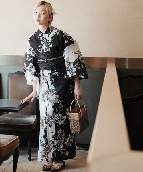 utatane(ウタタネ)の「2026新作 選べる浴衣3点セット utataneオリジナル(浴衣・レディース・ホワイト系3/ホワイト系2/ネイビー系1/グリーン系2/ブラック系2/パープル系2/パープル系1/ネイビー系7/ブラック系3/ホワイト系4/ネイビー系3/ネイビー系6/ネイビー系4/ネイビー系2/ホワイト系1/パープル系3/イエロー系1/ブラック系1/ネイビー系8/ネイビー系5・FREE)」の7枚目の写真