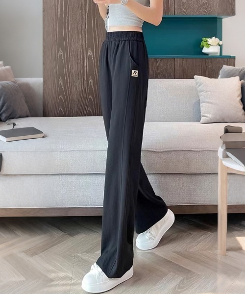 ONEP STAR(ワンピスター)の「ロゴワッペンワイドパンツ(その他パンツ・レディース・ブラック/ライトグレー/ライトブルー・MEDIUM/LARGE/X-LARGE)」の2枚目の写真
