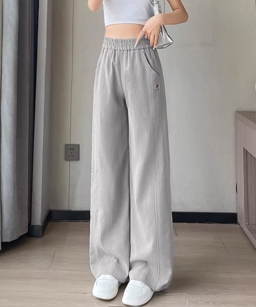 ONEP STAR(ワンピスター)の「ロゴワッペンワイドパンツ(その他パンツ・レディース・ブラック/ライトグレー/ライトブルー・MEDIUM/LARGE/X-LARGE)」の4枚目の写真