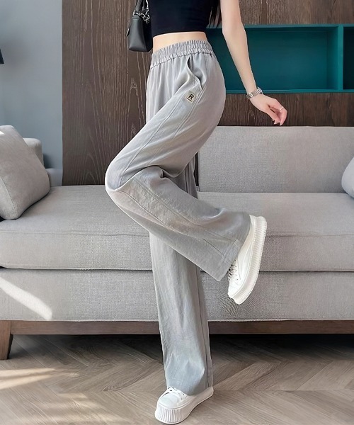 ONEP STAR(ワンピスター)の「ロゴワッペンワイドパンツ(その他パンツ・レディース・ブラック/ライトグレー/ライトブルー・MEDIUM/LARGE/X-LARGE)」の7枚目の写真