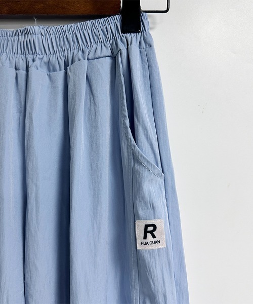 ONEP STAR(ワンピスター)の「ロゴワッペンワイドパンツ(その他パンツ・レディース・ブラック/ライトグレー/ライトブルー・MEDIUM/LARGE/X-LARGE)」の17枚目の写真