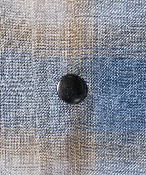 UNITED ARROWS & SONS(ユナイテッドアローズアンドサンズ)の「<UNITED ARROWS & SONS> CHECK SNAP S/SL SHIRT/ショートスリーブシャツ(シャツ/ブラウス・メンズ・ライトブルー/ライトグレー・M/XL/L/S)」の12枚目の写真