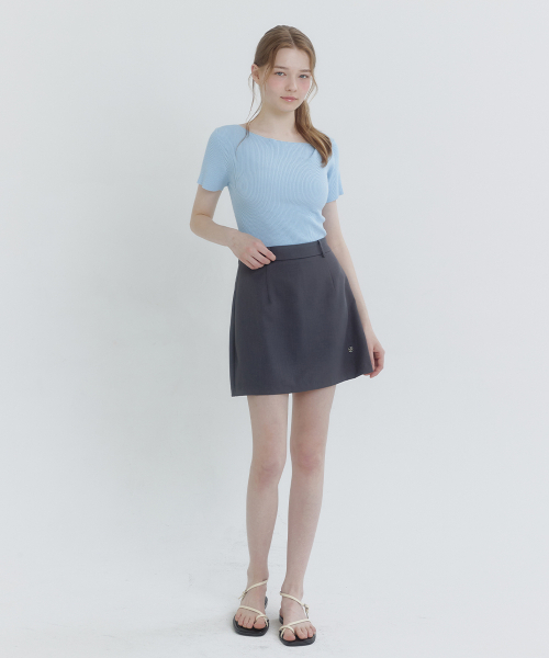 MICANE(ミケーネ)の「ミエルフォールドオーバーネックラインスリムニット(ニット/セーター・レディース・ブラック/スカイブルー/アイボリー・MEDIUM/SMALL/LARGE/X-LARGE)」の9枚目の写真