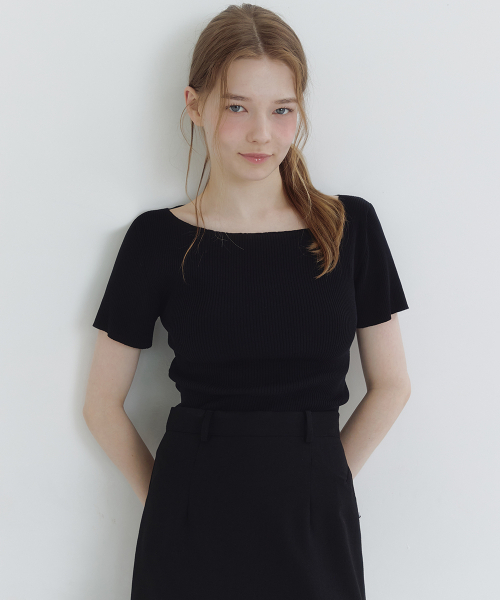 MICANE(ミケーネ)の「ミエルフォールドオーバーネックラインスリムニット(ニット/セーター・レディース・ブラック/スカイブルー/アイボリー・MEDIUM/SMALL/LARGE/X-LARGE)」の11枚目の写真