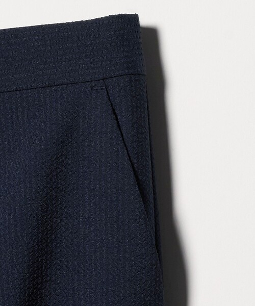 A DAY IN THE LIFE UNITED ARROWS（アデイインザライフユナイテッドアローズ）の「サッカー タックワイドパンツ ‐セットアップ対応・マシンウォッシャブル‐＜A DAY IN THE LIFE＞（その他パンツ・レディース・ベージュ/ネイビー/ブラック・38/36）」の19枚目の写真